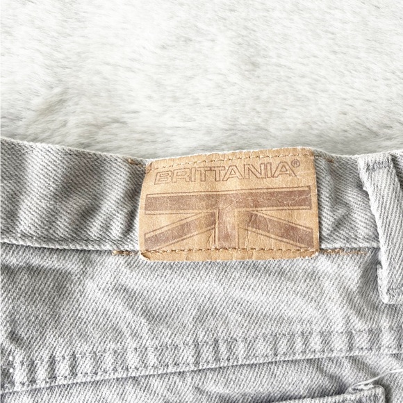 VINTAGE Brittania Grey High Waisted Straight Leg Jeans - Picture 6 of 12